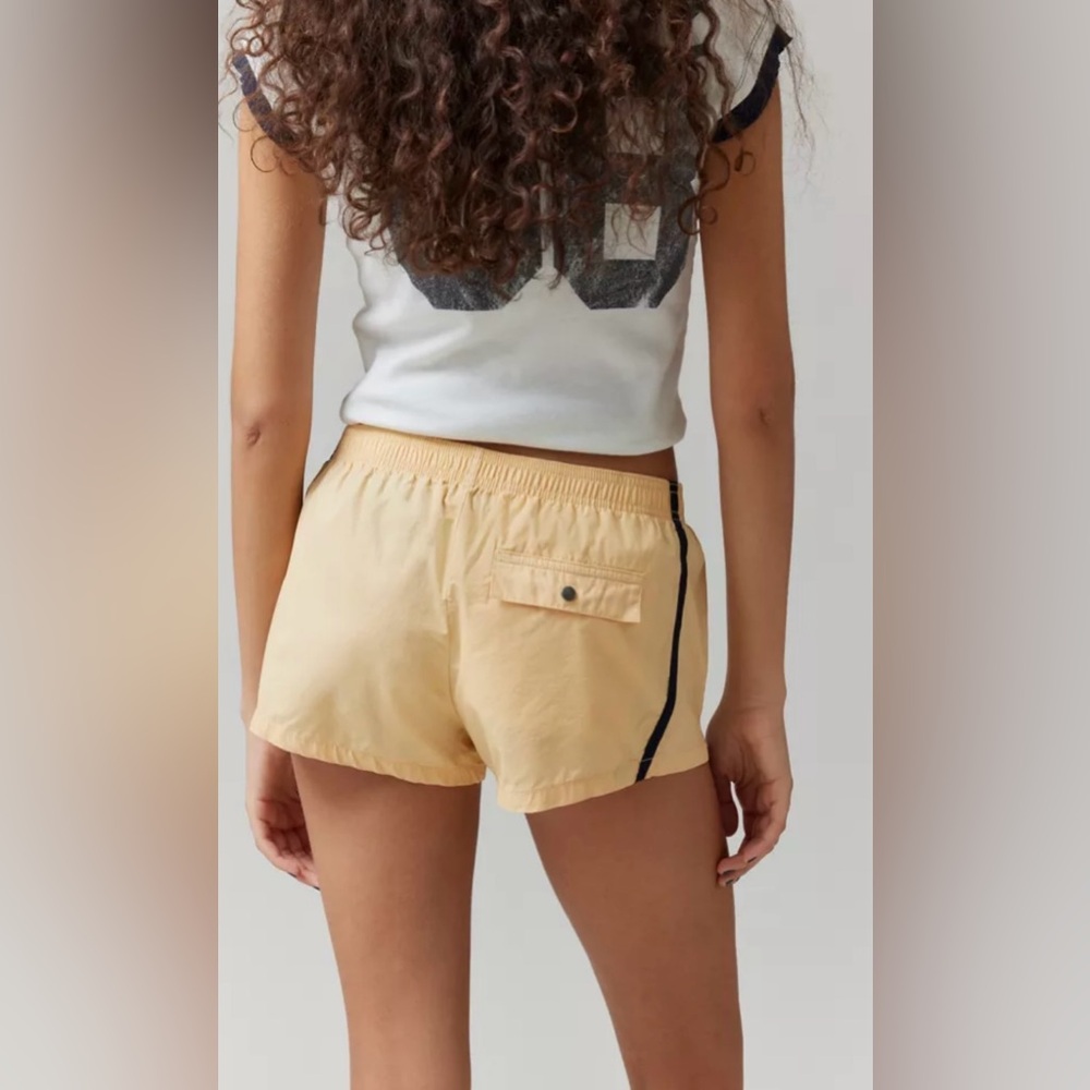 NWOT URBAN OUTFITTERS BDG BRANDI MICRO SHORTS XL - Picture 3 of 3